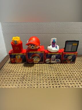 McDonald's Changeables Toy Set
